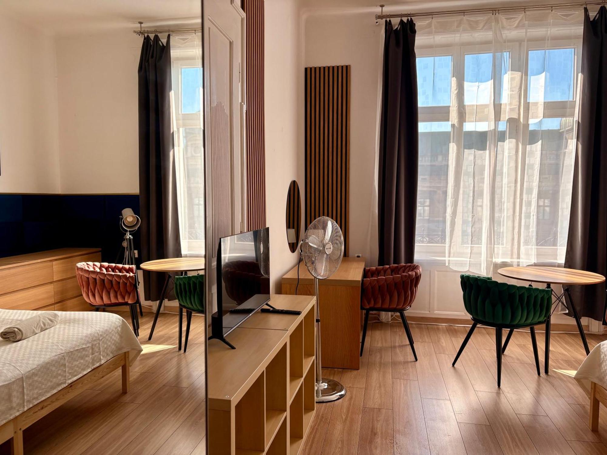 Roller Aparthotel — Photos 1